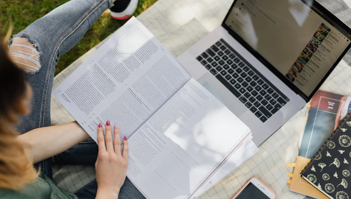 Beneficios de estudiar estudiar la preparatoria en linea para adultos